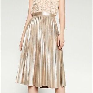 BRAND NEW - Zara Metallic Pleated Midi Skirt